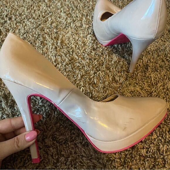 Shiekh High Heel Pump - Picture 12 of 12